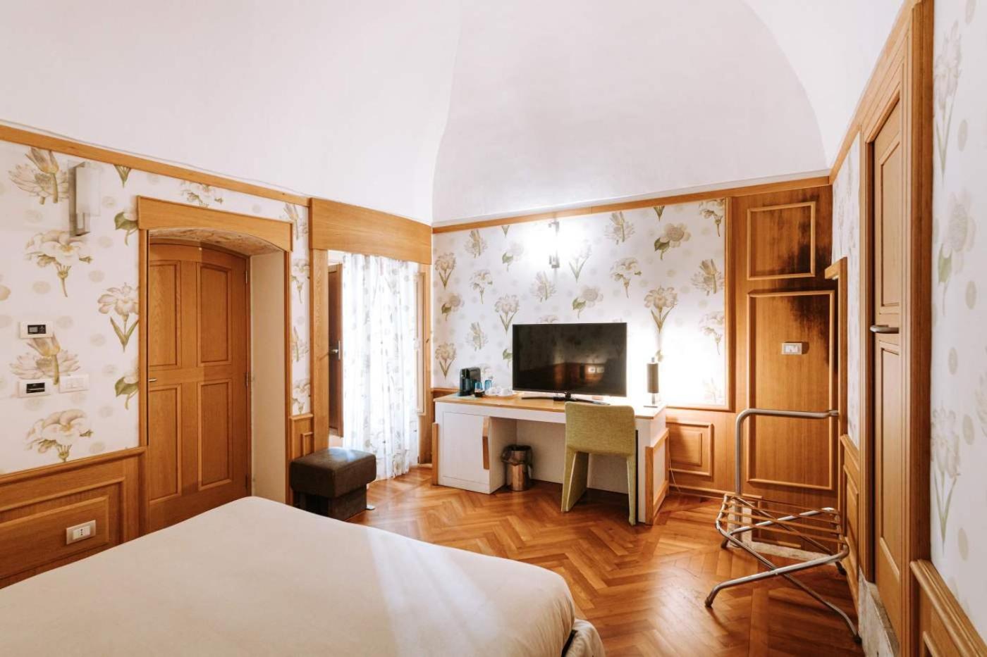 Santa Rosa Relais Hotel Noci Exterior photo